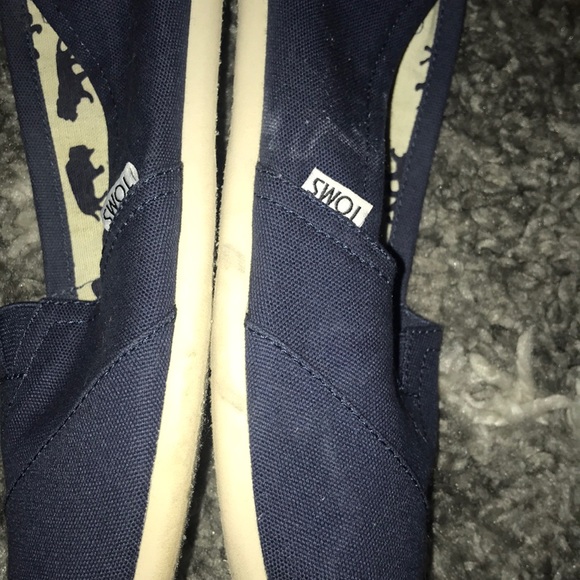 Toms - Picture 6 of 7